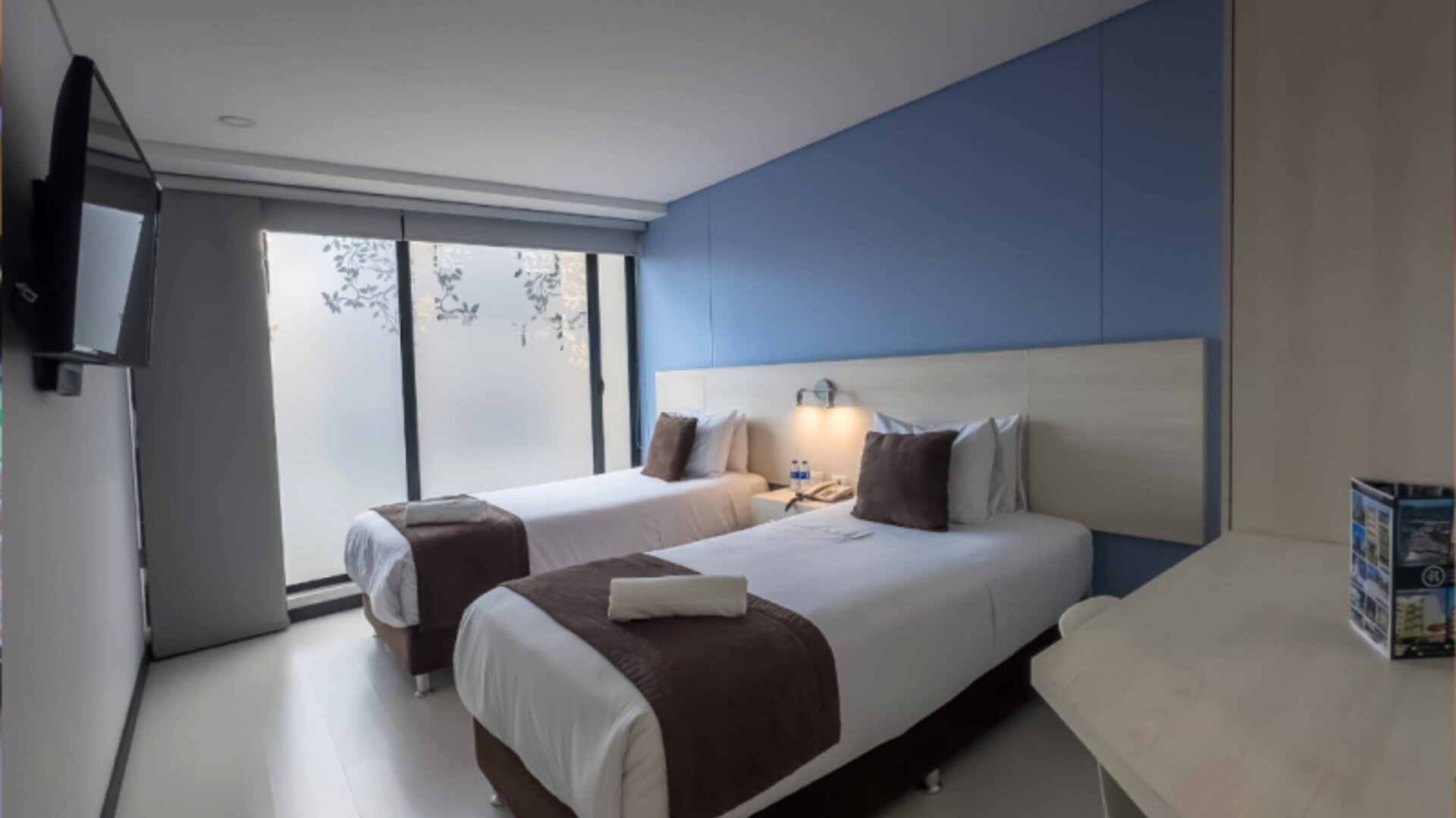 Regency Boutique La Feria