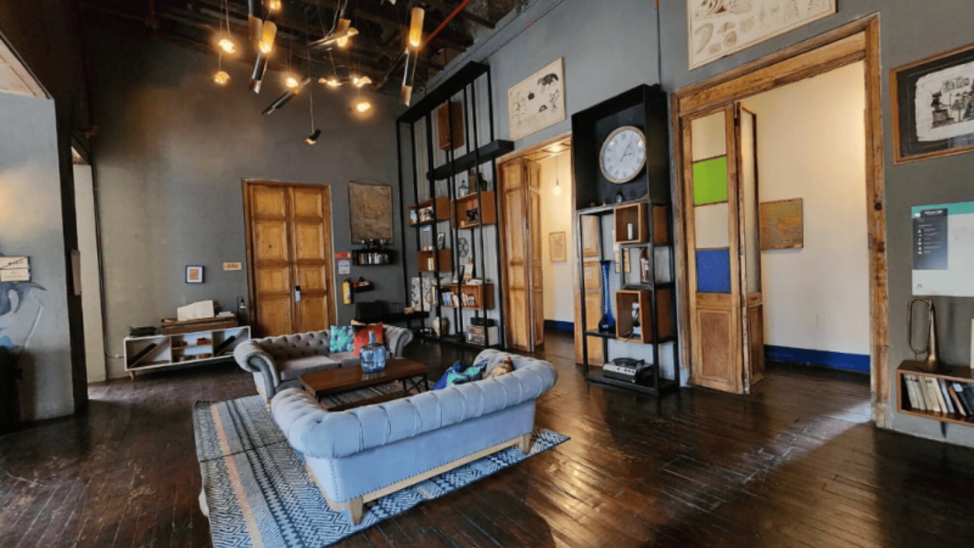 Delgadillo Hotel by Socialtel