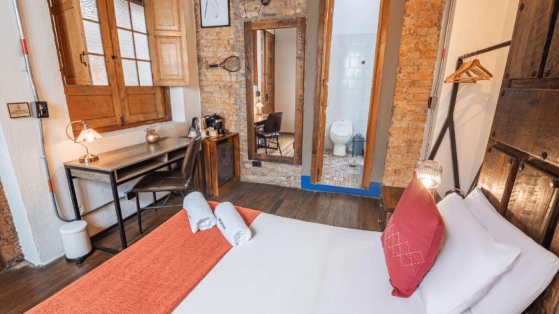Delgadillo Hotel by Socialtel