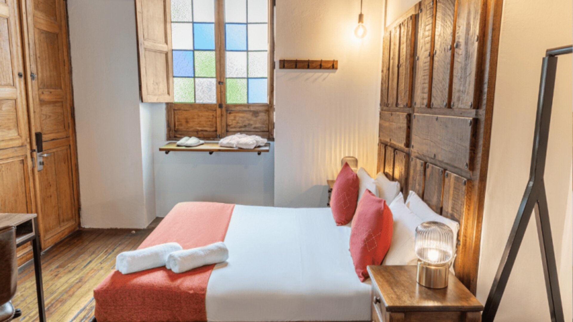 Delgadillo Hotel by Socialtel