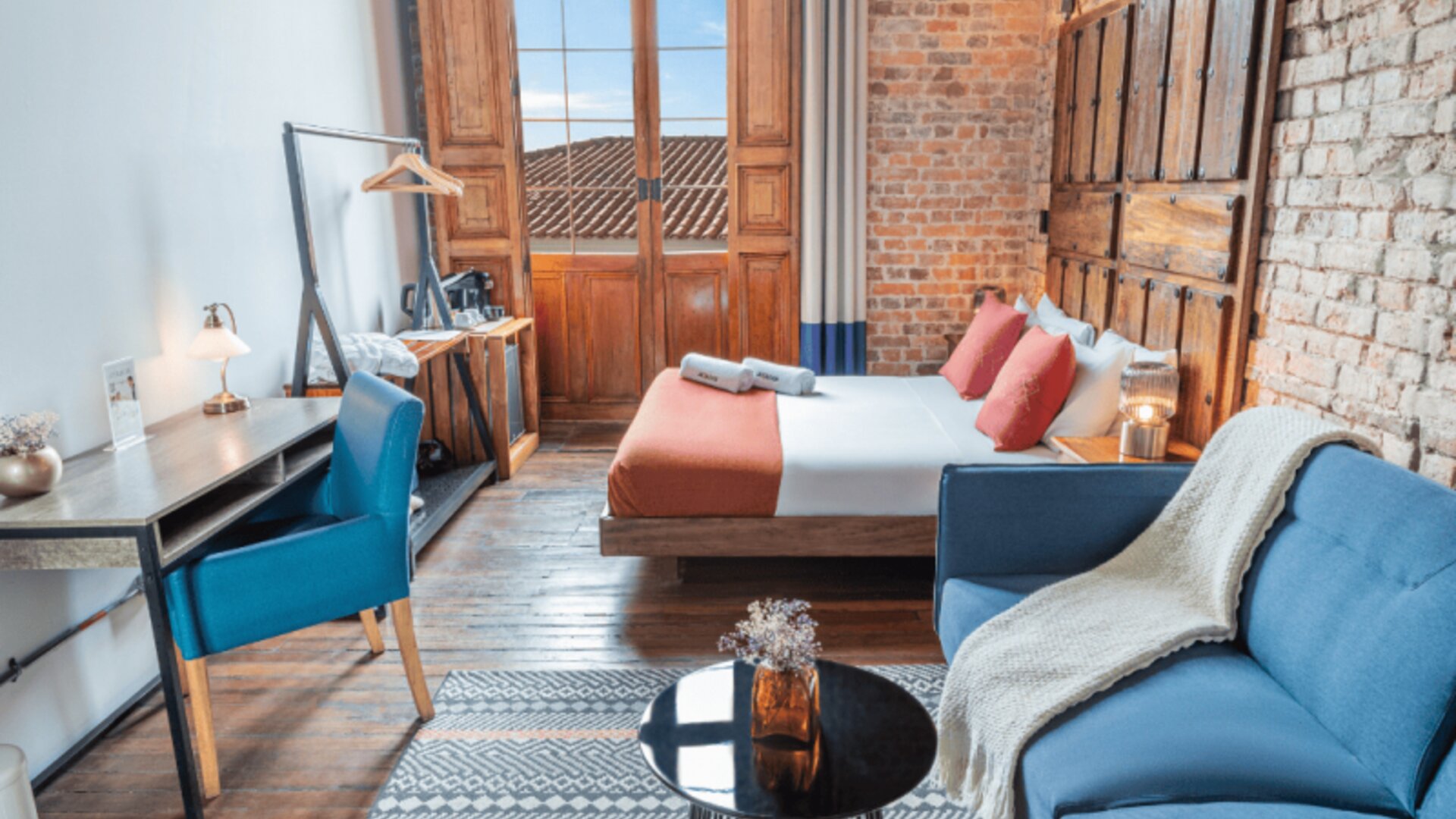 Delgadillo Hotel by Socialtel