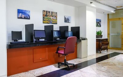 Business center available at Congress Plaza Hotel.