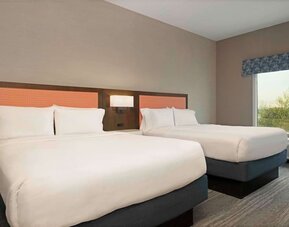 Bright day use twin room at Hampton Inn By Hilton Port Hope.