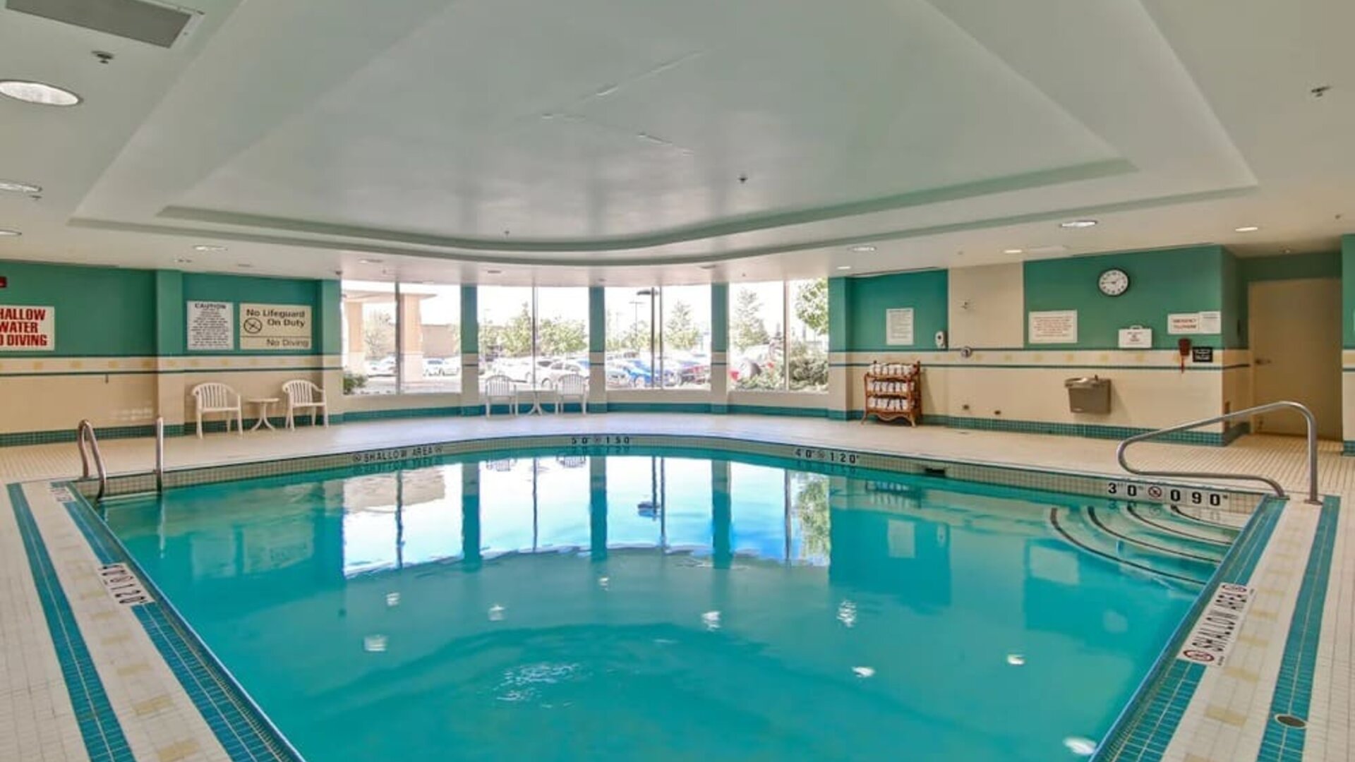 Bright and relaxing indoor pool at the Hampton Inn by Hilton Toronto Airport Corporate Centre.