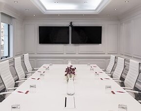 NH Collection Plaza Santiago