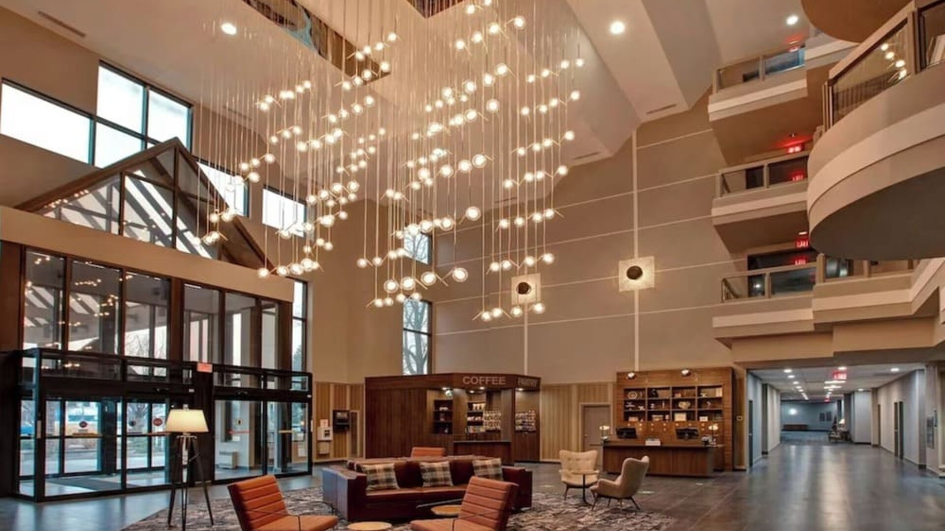 Lobby lounge at the Four Points By Sheraton St Catharines Niagara Suites.