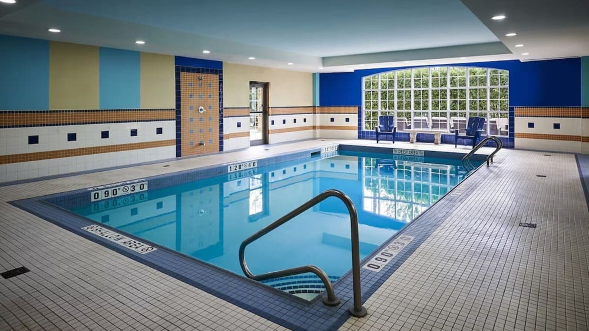 Relaxing indoor pool at Staybridge Suites Oakville-Burlington.