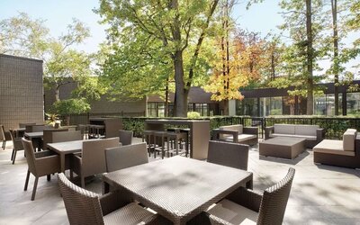 Outdoor patio at DoubleTree By Hilton Hotel Toronto Airport West.