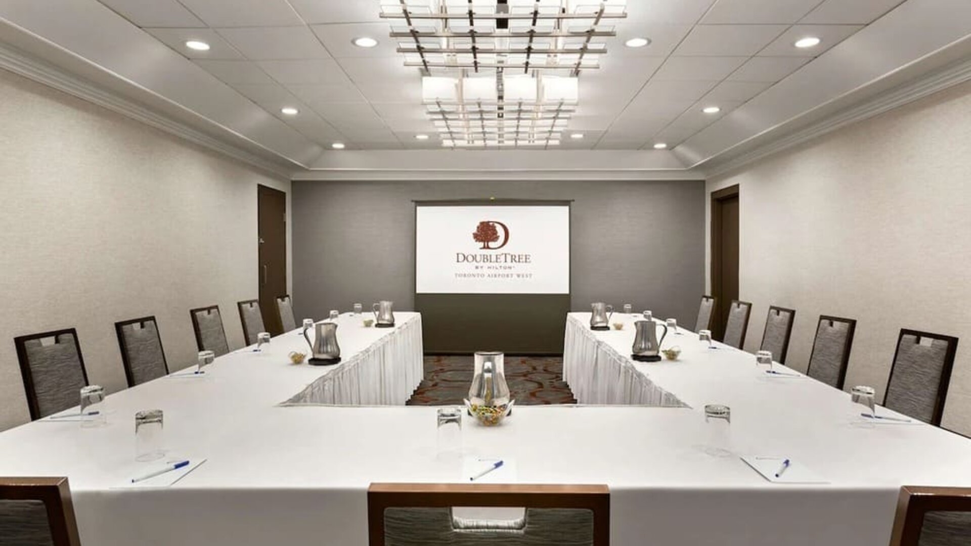 Professional meeting room at DoubleTree By Hilton Hotel Toronto Airport West.