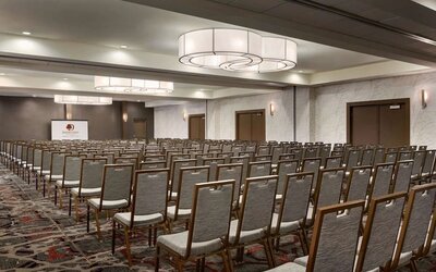 Professional conference room at DoubleTree By Hilton Hotel Toronto Airport West.