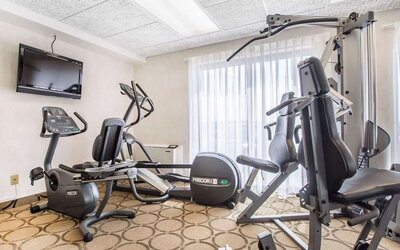 Well equipped fitness center at Comfort Inn Edmundston.