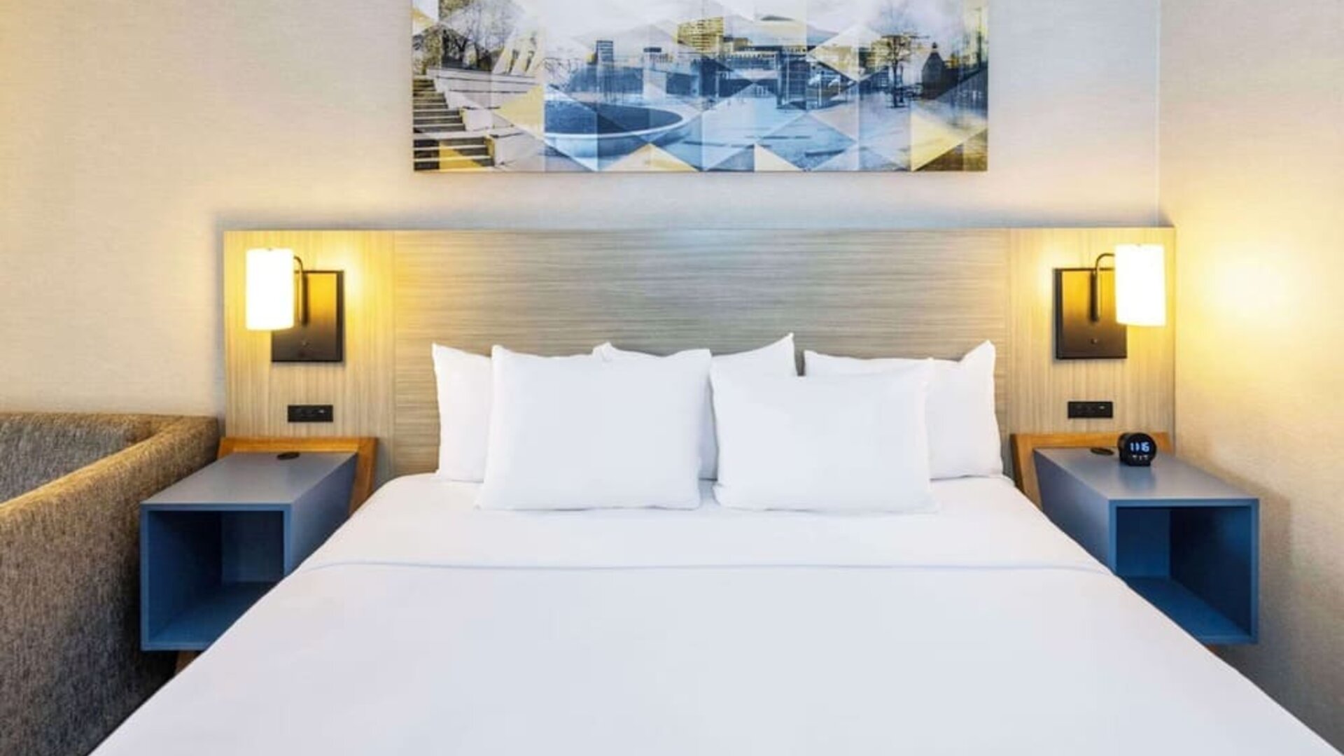 King bed at Comfort Inn Amherst.