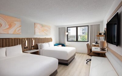 Day use twin room with work desk at Sonesta Miami Airport.