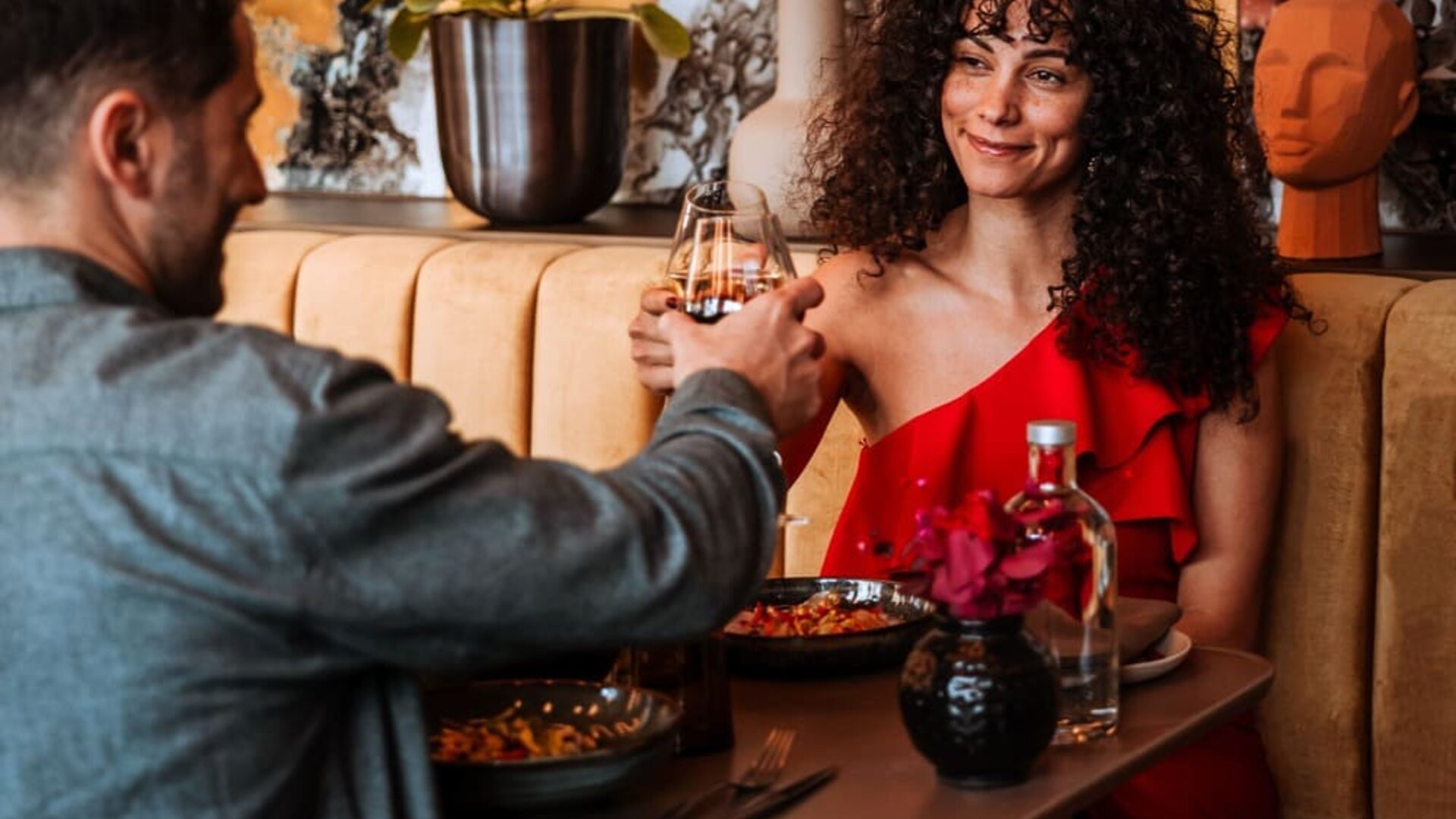 Hotel bar area at Pullman Lyon.