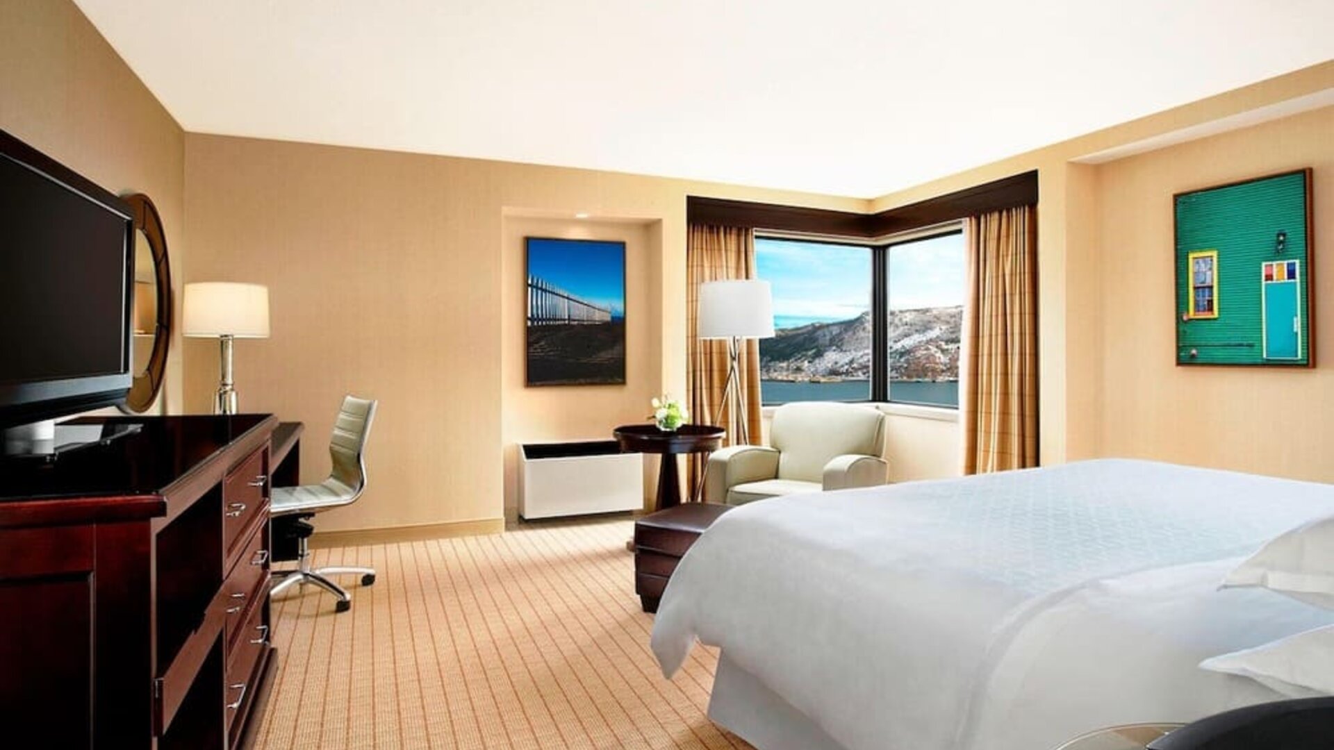 Bright and spacious day use room at Sheraton Hotel Newfoundland.