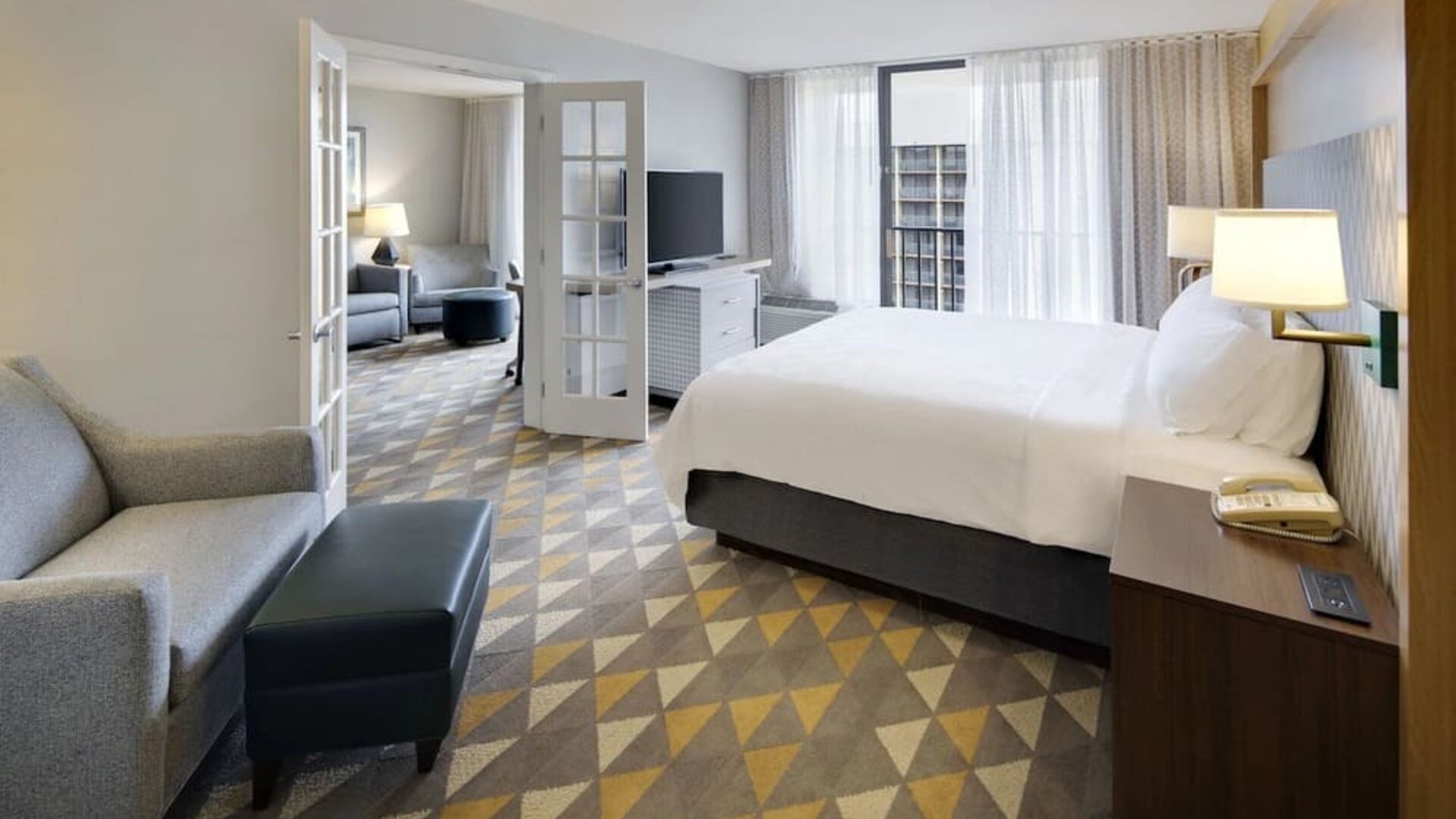 Day use room with living area at Holiday Inn Orlando SW - Celebration Area.