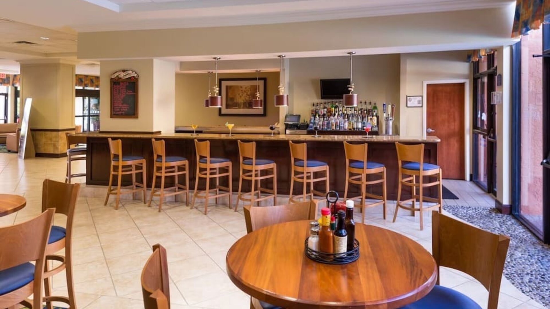 Hotel bar at Holiday Inn Orlando SW - Celebration Area.