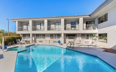 Refreshing outdoor pool at Spark By Hilton Fountain Hills Scottsdale.