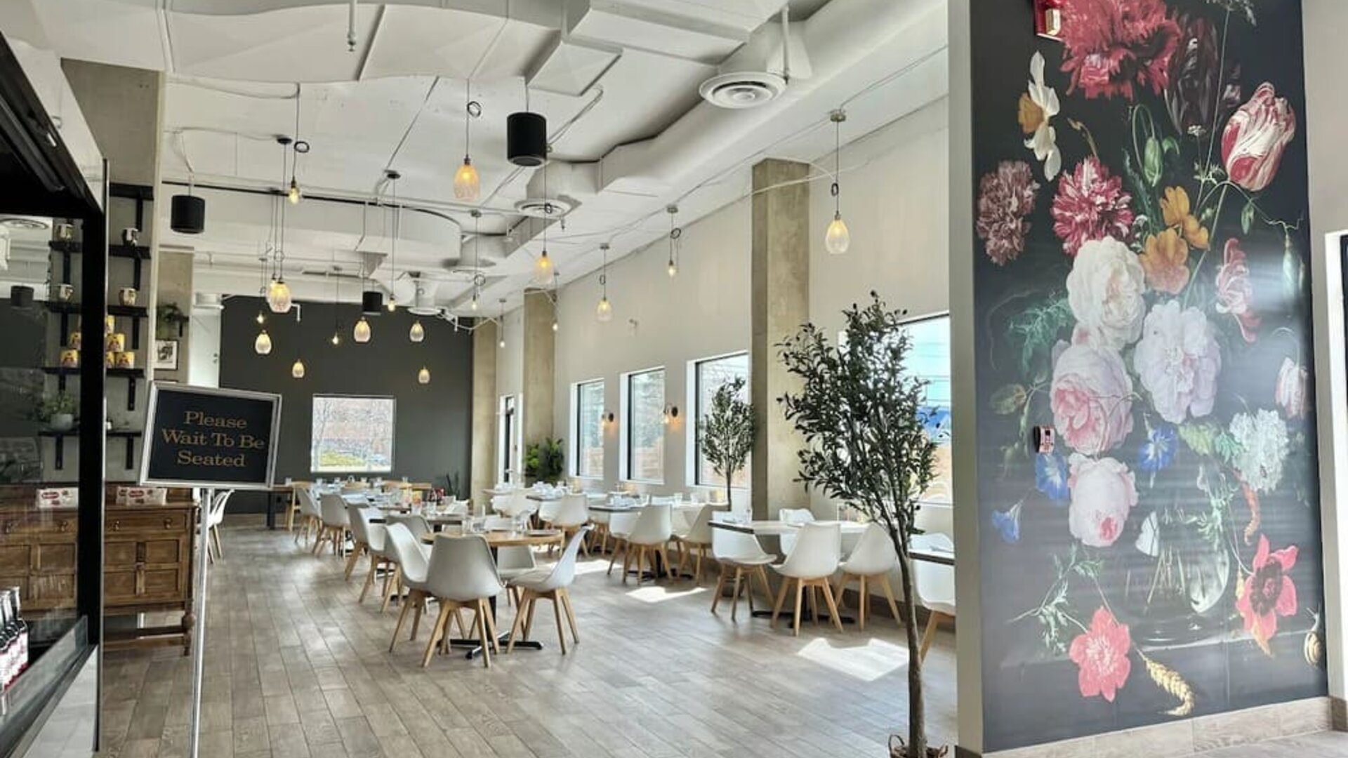 Hotel restaurant at Divya Sutra Plaza & Conference Centre.