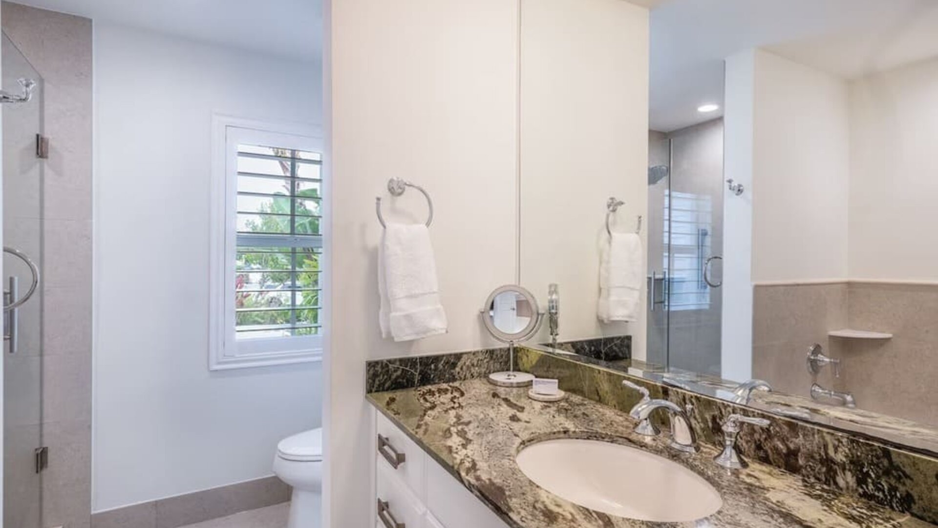 Guest bathroom at Islander Resort Oceanside.