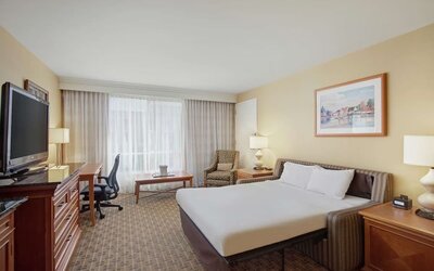 Day use room with natural light at Hilton Seattle Airport & Conference Center.

