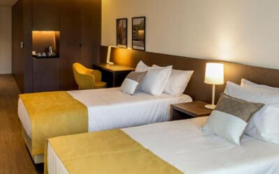 Dazzler by Wyndham La Plata