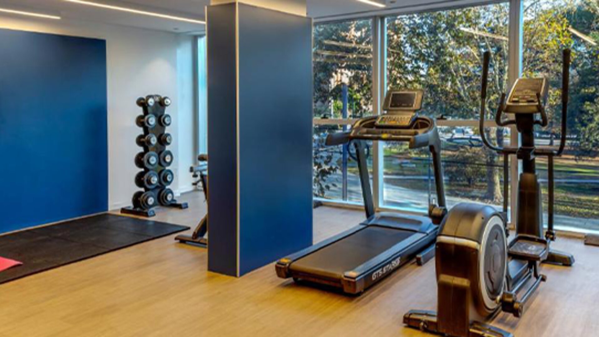 Dazzler by Wyndham La Plata