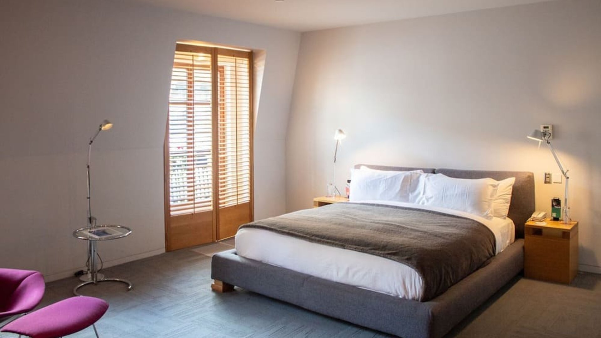 Standard day use room at Hotel Gault.