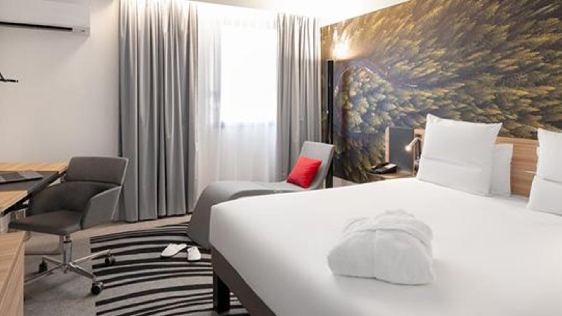 Novotel Blois Centre Vallee de la Loire Hotel