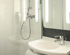 ibis Cergy-Pontoise Le Port