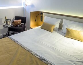 Hôtel Bulles by Forgeron