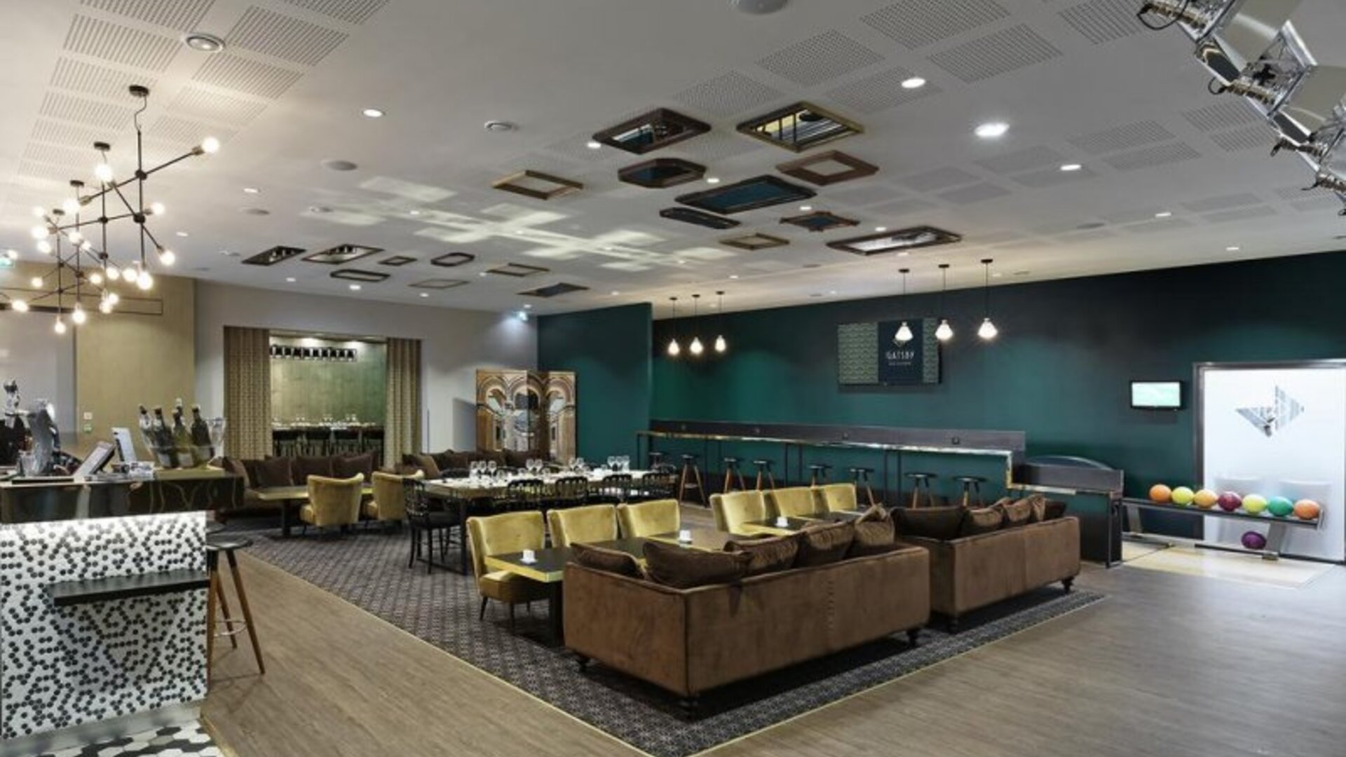 Hotel Gatsby By Happyculture