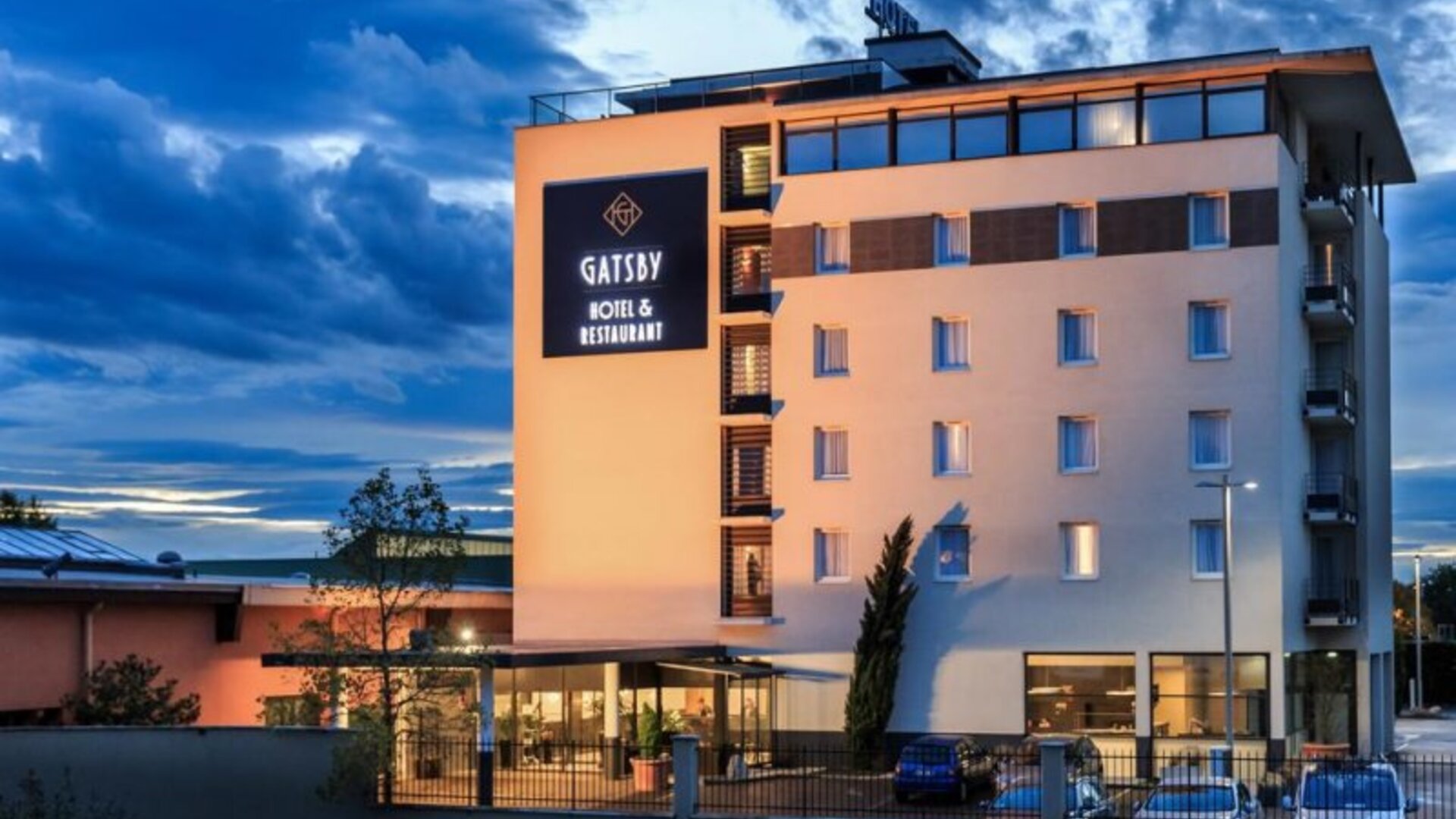 Hotel Gatsby By Happyculture