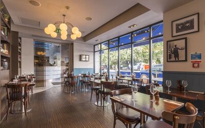 Hotel restaurant at Hotel Indigo London Paddington,