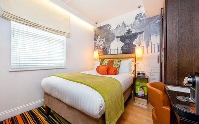 Standard day use room with work desk at Hotel Indigo London Paddington,