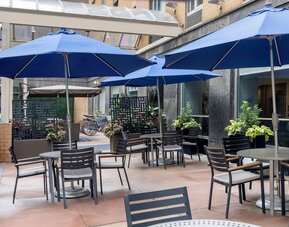 Veranda perfect for coworking at Holiday Inn Express New York City - Chelsea.