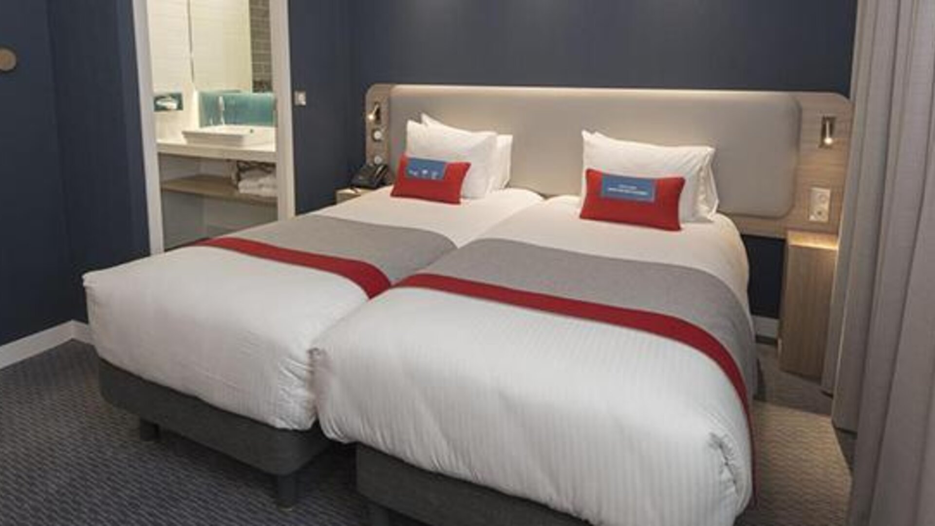 Holiday Inn Express Paris Velizy