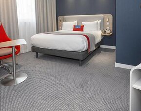 Holiday Inn Express Paris Velizy