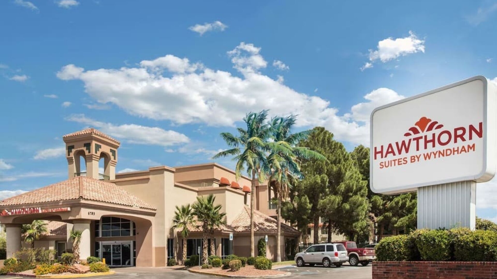 Hotel exterior at Hawthorn Suites By Wyndham El Paso Airport.