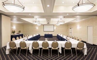 Meeting room at The Marina Inn On San Francisco Bay.