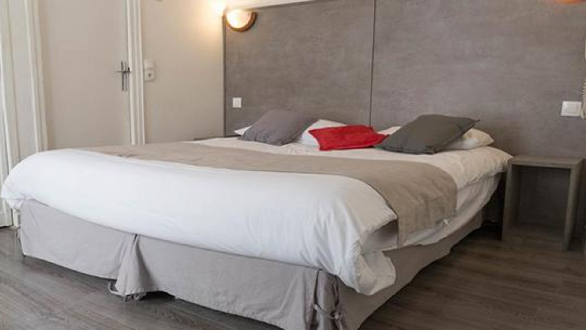 Panam Hotel - Place Gambetta