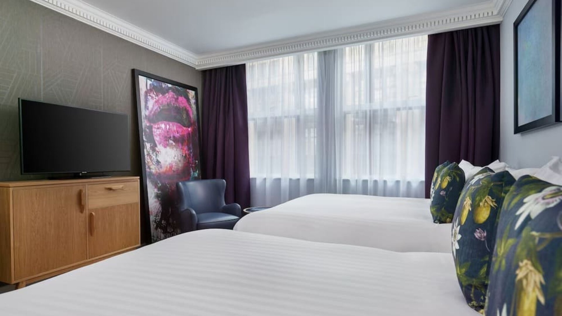Day use twin room at NYX Hotel London Holborn By Leonardo.