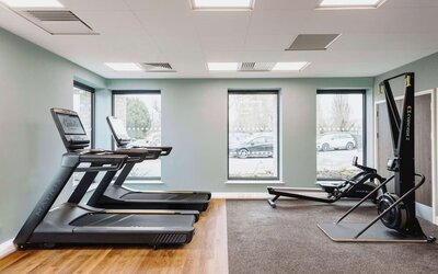 Fitness center at Graduate By Hilton Cambridge.