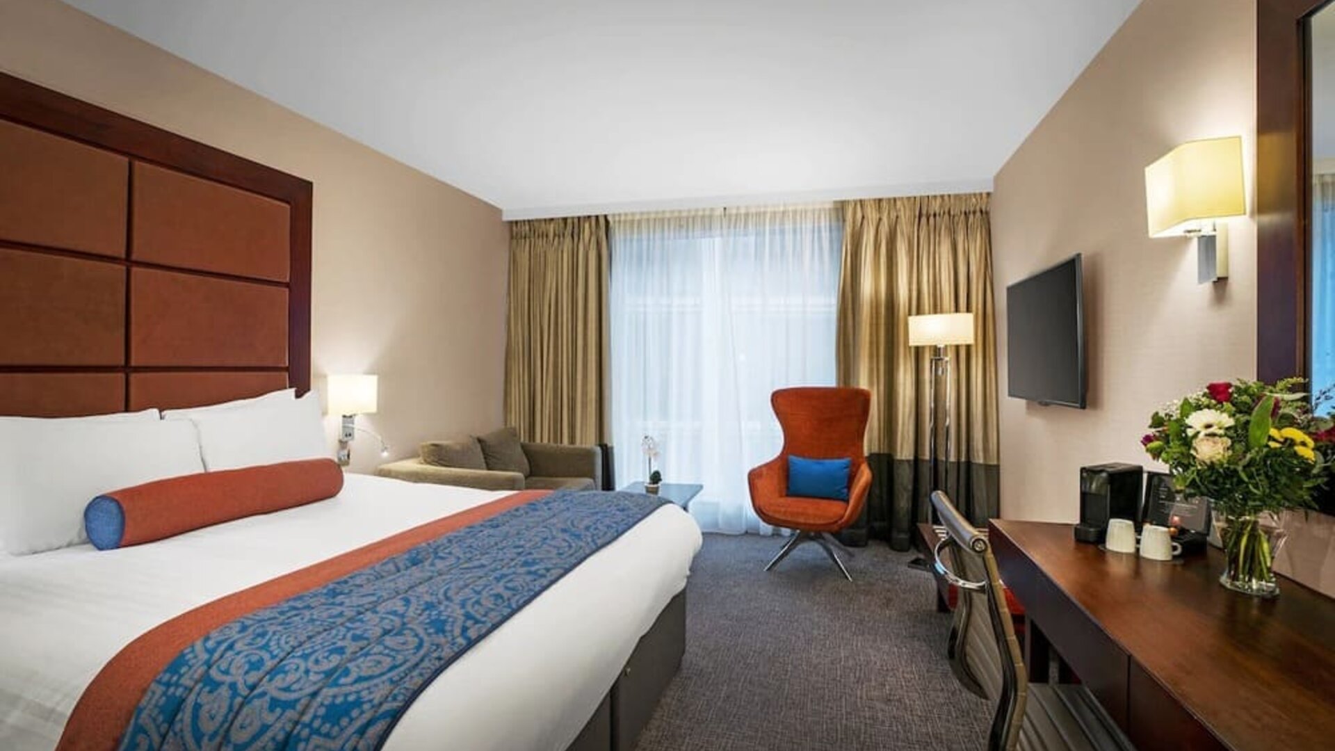 Day use room with work desk at Leonardo Royal St Paul's Hotel.