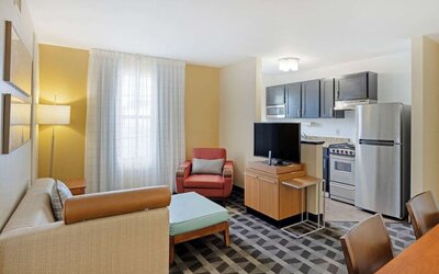 Spacious king room at MainStay Suites Mt. Laurel - Philadelphia.