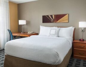 Simple king suite at MainStay Suites Mt. Laurel - Philadelphia.