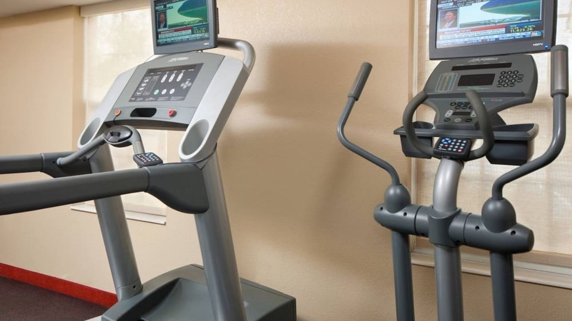 Fitness center at MainStay Suites Mt. Laurel - Philadelphia.