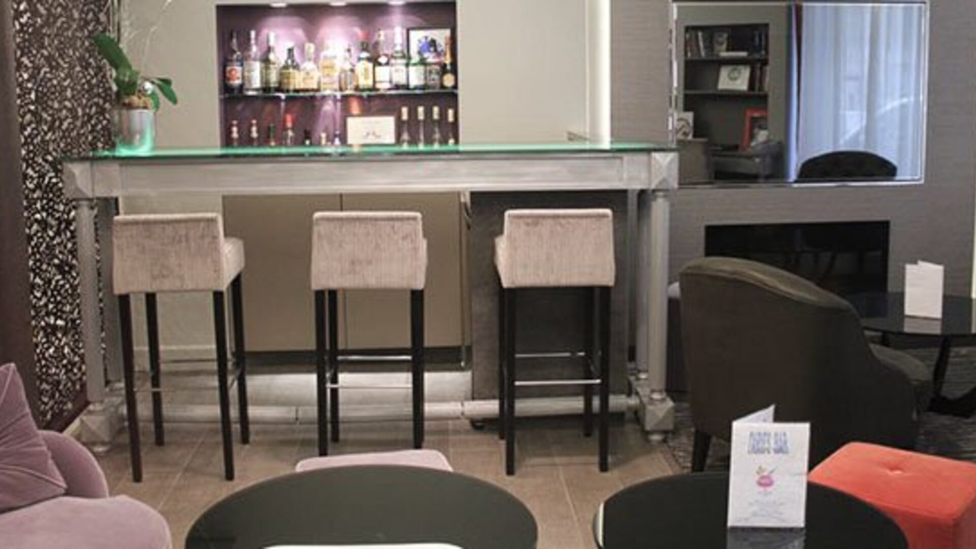 Hotel Harvey Paris Porte Maillot