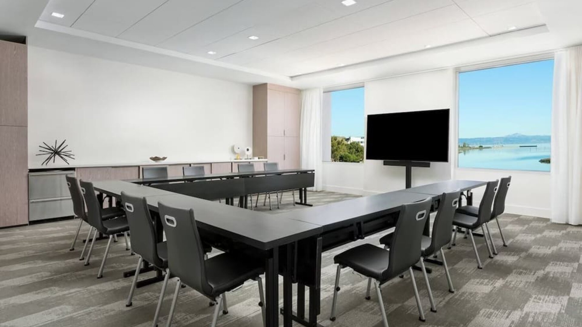 Meeting room at AC Hotel By Marriott SFO/Oyster Point Waterfront.