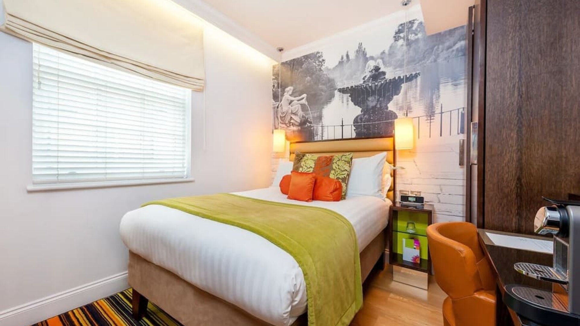 Standard day use room with work desk and coffee maker at Indigo London-Paddington Hotel.